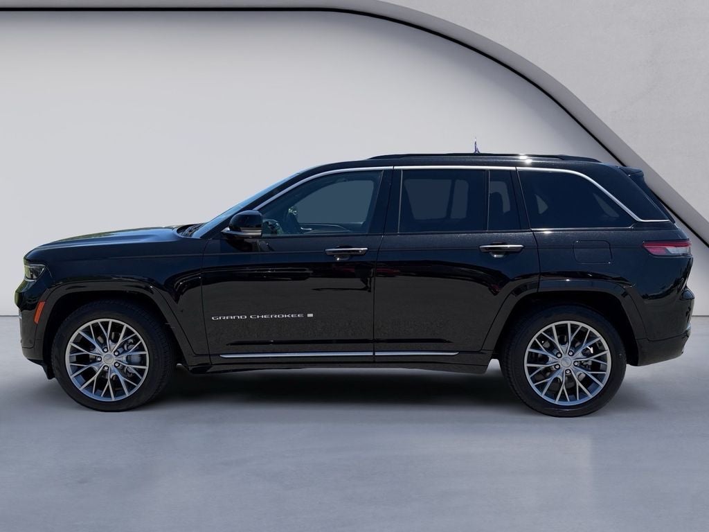 2025 Jeep Grand Cherokee Summit