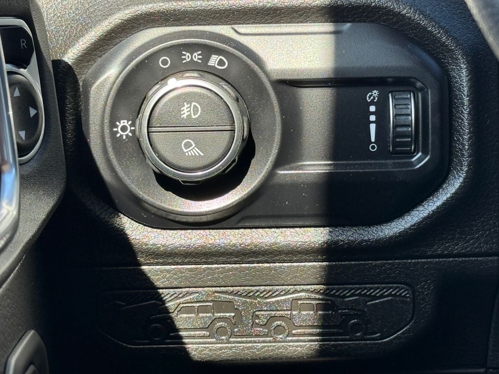 2025 Jeep Gladiator Nighthawk