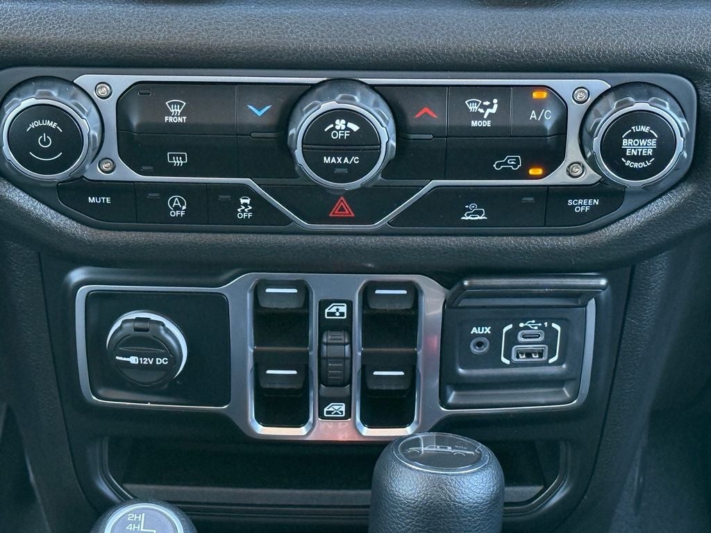 2025 Jeep Gladiator Nighthawk