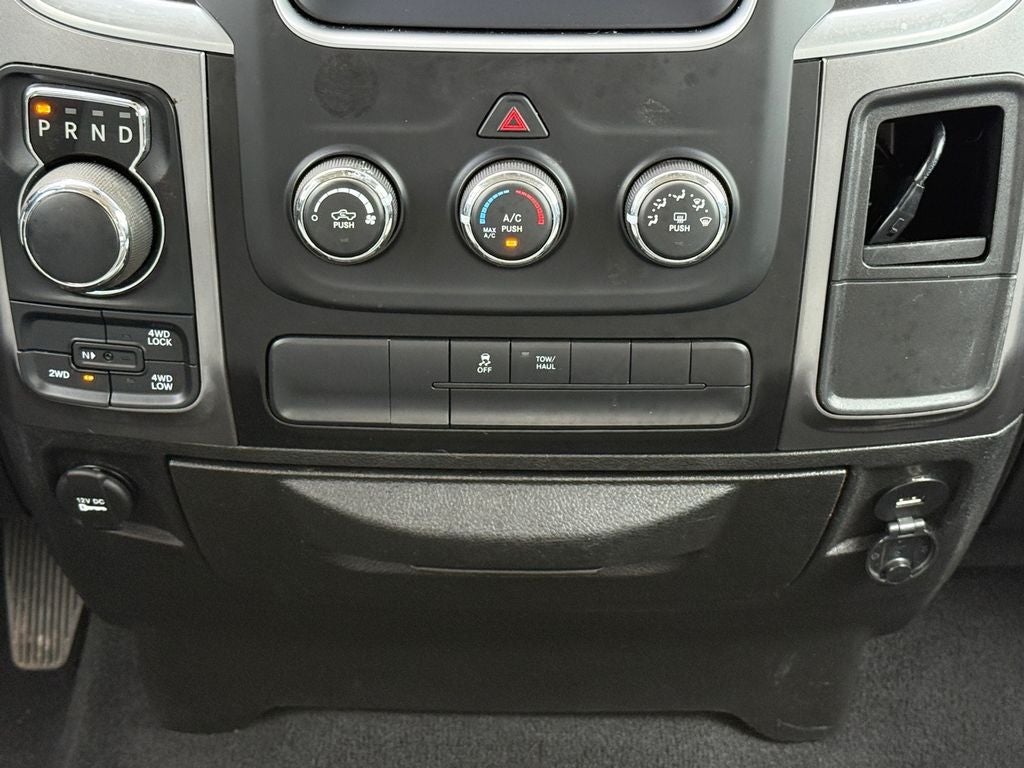 2021 RAM 1500 Classic SLT