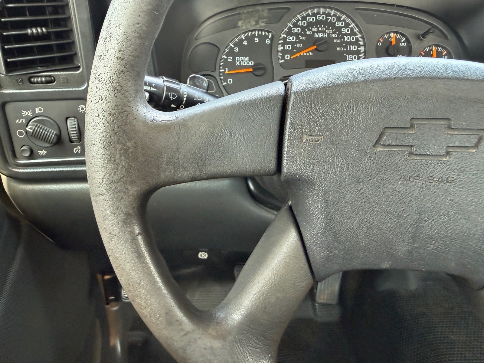2004 Chevrolet Silverado Work Truck