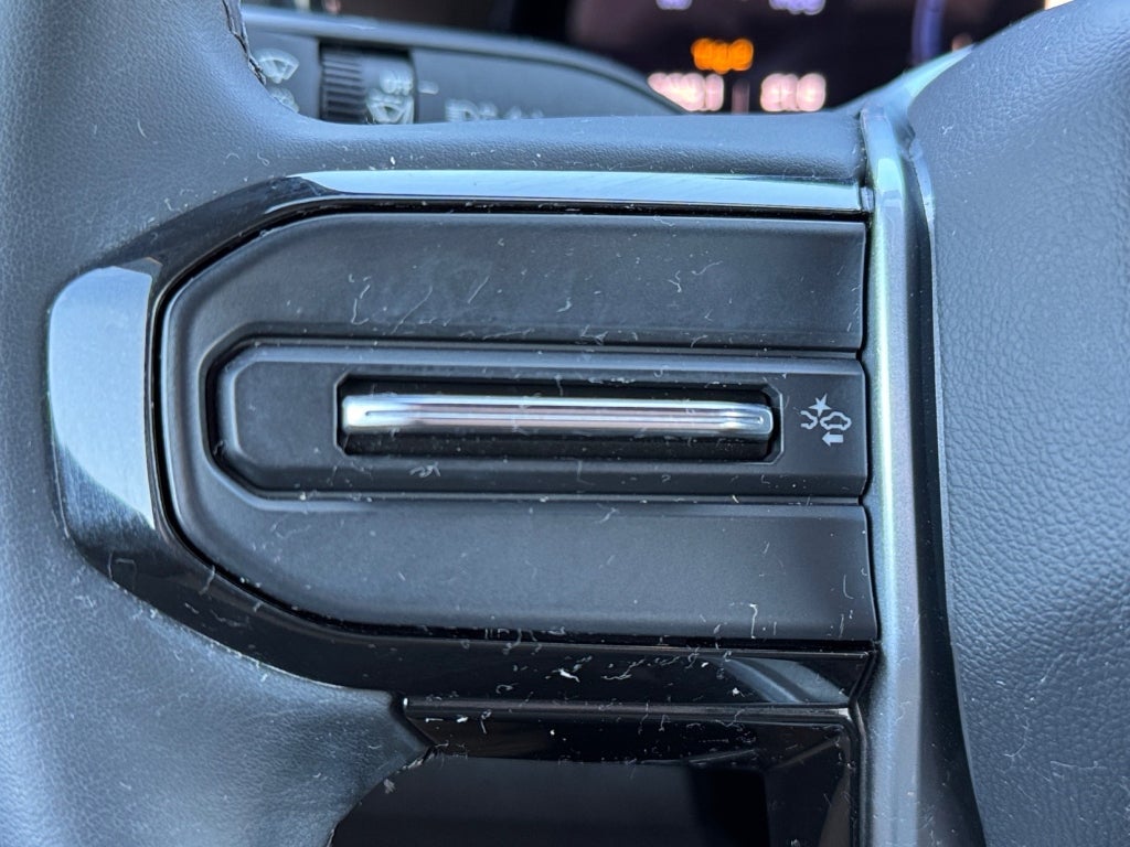 2024 Chevrolet Colorado 4WD LT