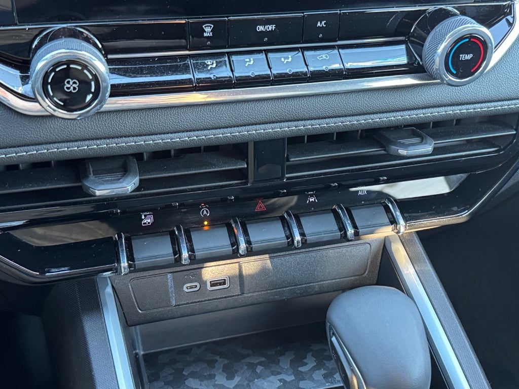 2024 Chevrolet Colorado 4WD LT