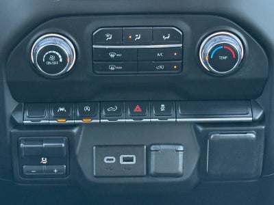 2023 Chevrolet Silverado Custom