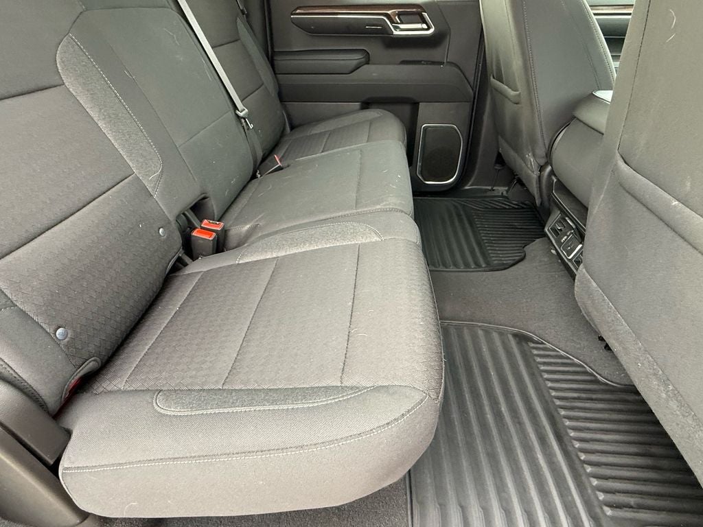 2024 Chevrolet Silverado LT