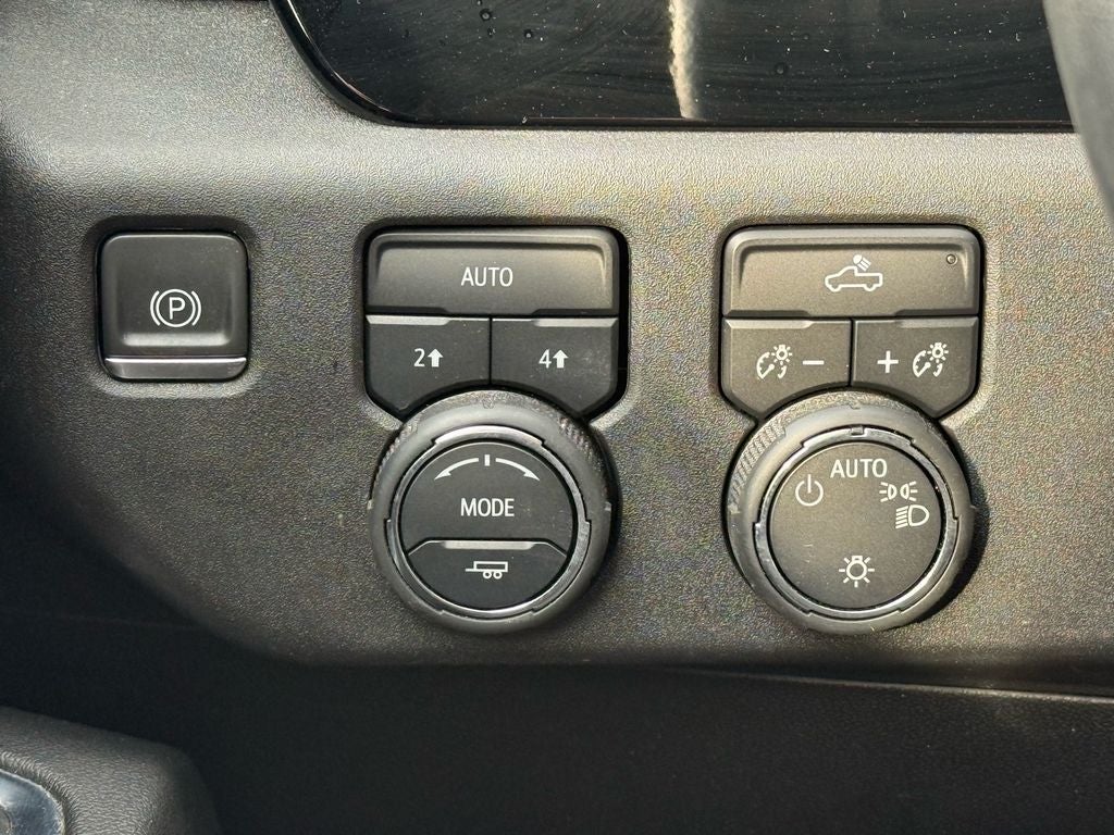 2024 Chevrolet Silverado LT