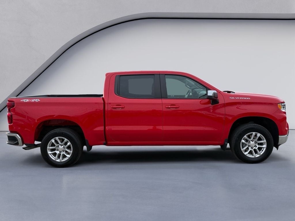 2024 Chevrolet Silverado LT