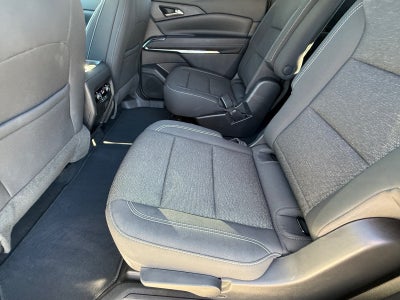 2026 Chevrolet Traverse FWD LT