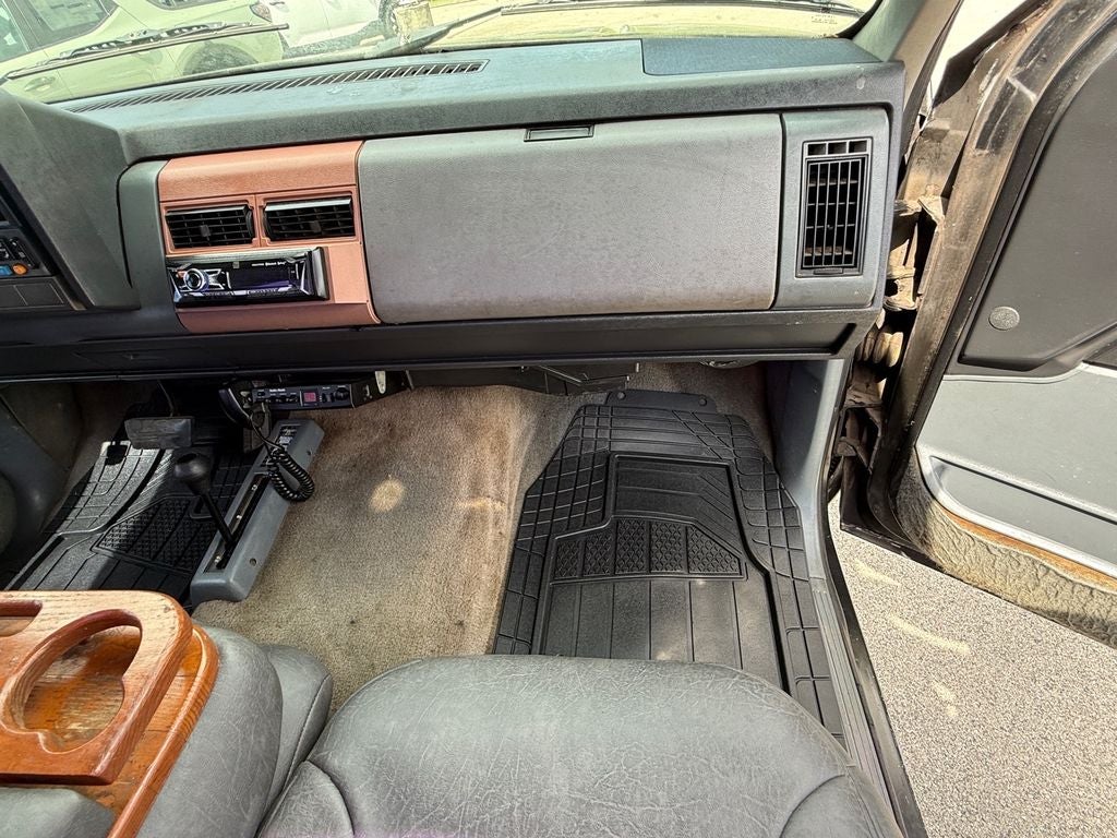 1989 GMC Sierra Sportside 117.5" 4WD