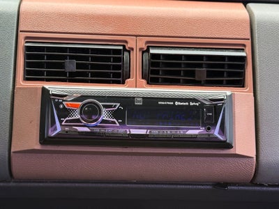 1989 GMC Sierra Sportside 117.5" 4WD
