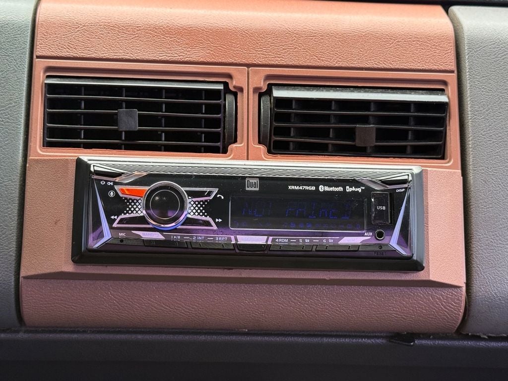 1989 GMC Sierra Sportside 117.5" 4WD