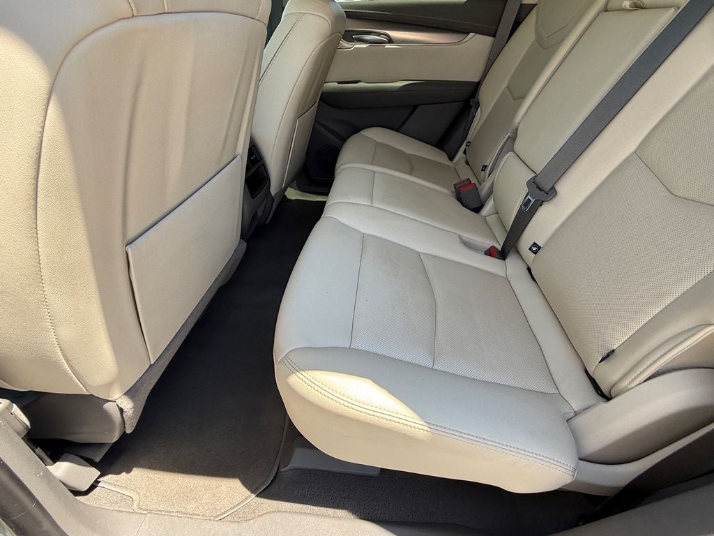 2023 Cadillac XT5 FWD Premium Luxury