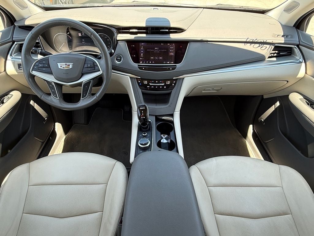 2023 Cadillac XT5 FWD Premium Luxury