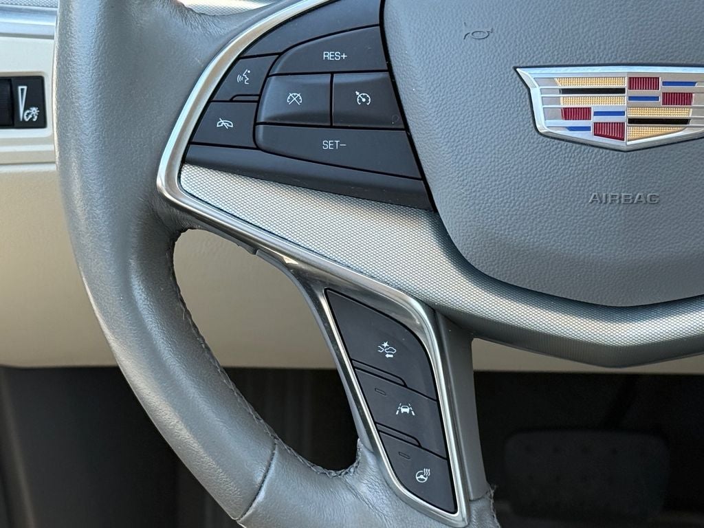 2023 Cadillac XT5 FWD Premium Luxury