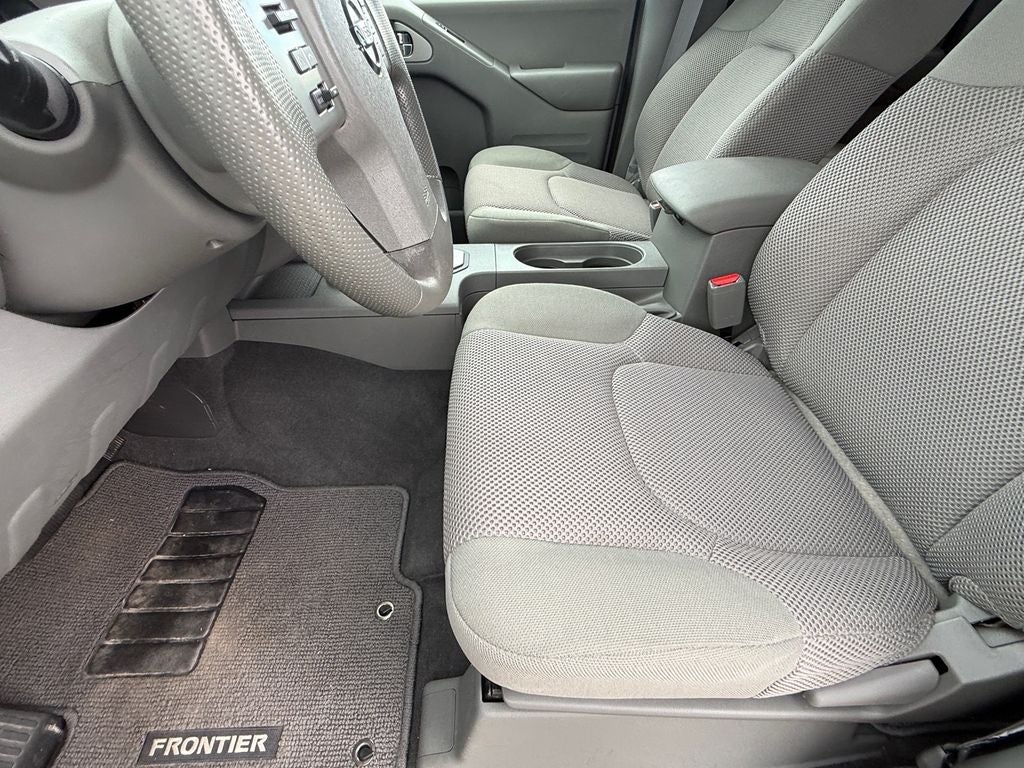2021 Nissan Frontier SV