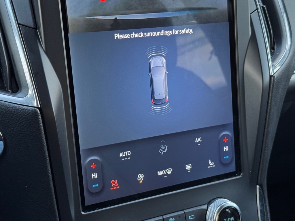 2024 Ford Edge Titanium