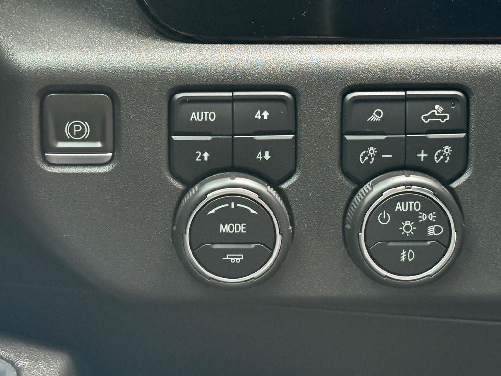2023 Chevrolet Silverado LTZ