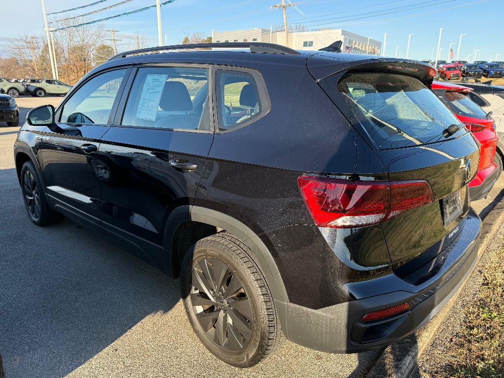 2024 Volkswagen Taos S