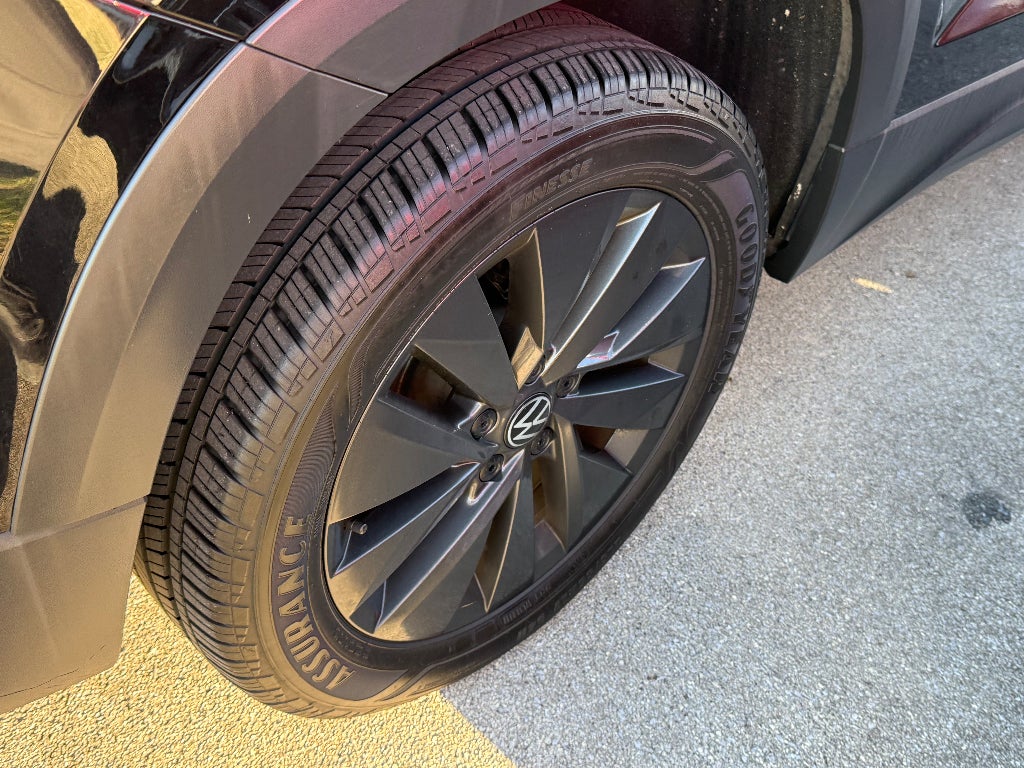 2024 Volkswagen Taos S