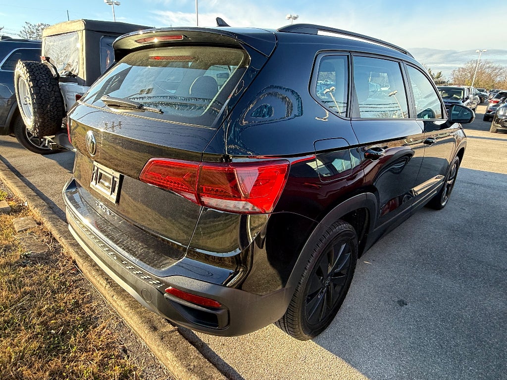 2024 Volkswagen Taos S