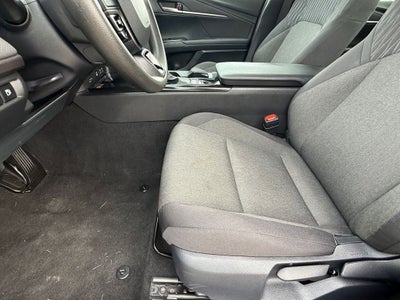 2025 Toyota Camry Hybrid LE