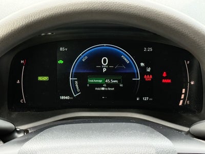 2025 Toyota Camry Hybrid LE