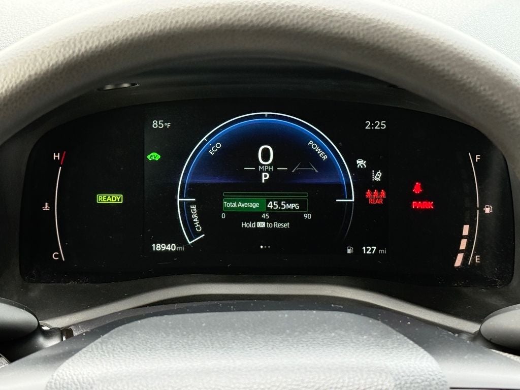2025 Toyota Camry Hybrid LE