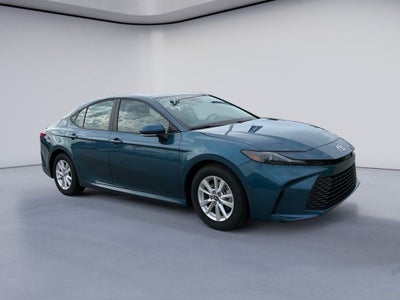 2025 Toyota Camry Hybrid LE