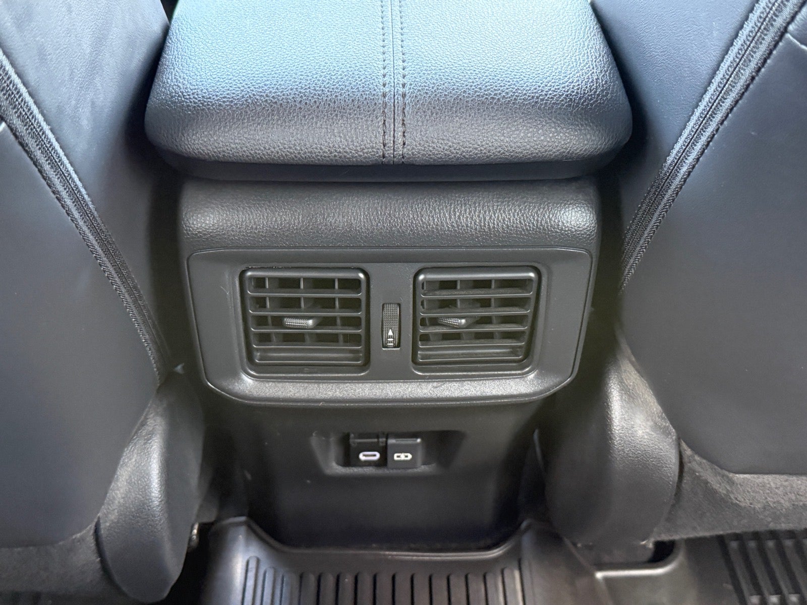 2023 Toyota RAV4 Hybrid Hybrid XSE