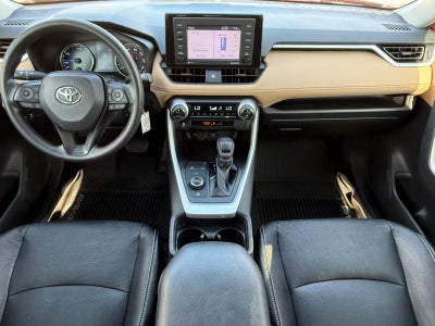 2020 Toyota RAV4 Hybrid LE