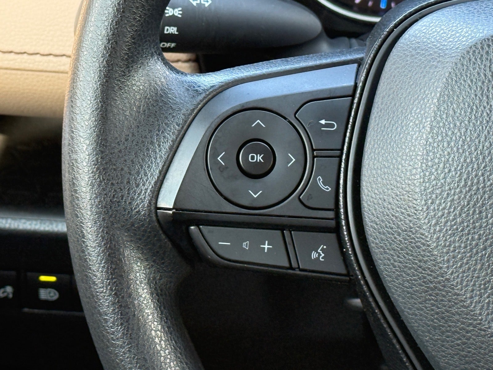 2020 Toyota RAV4 Hybrid LE