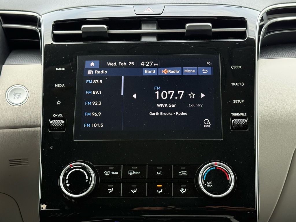 2023 Hyundai TUCSON SEL