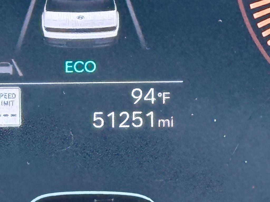 2024 Hyundai SANTA FE HYBRID SEL