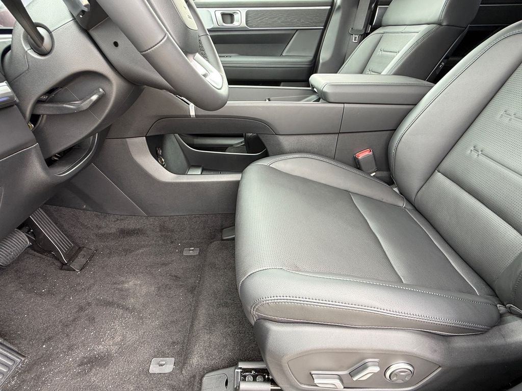 2027 Hyundai SANTA FE Limited 6P