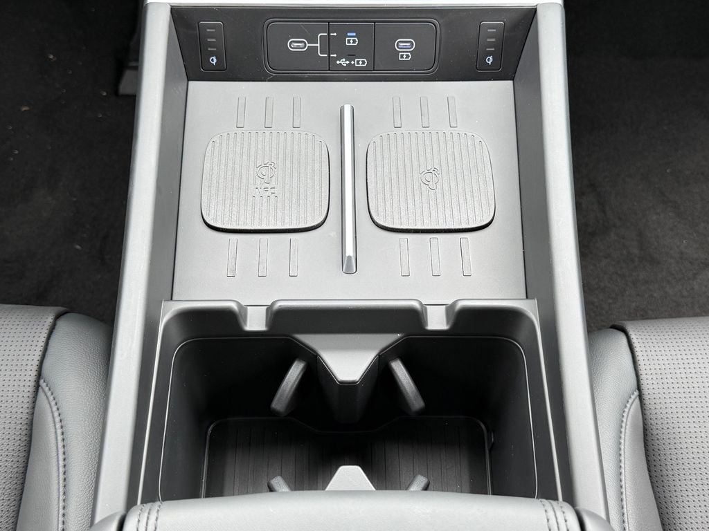 2027 Hyundai SANTA FE Limited 6P