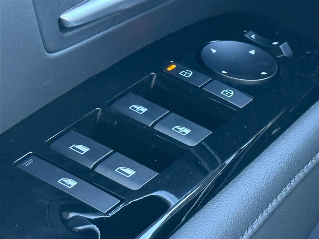 2025 Hyundai SANTA CRUZ SEL Activity