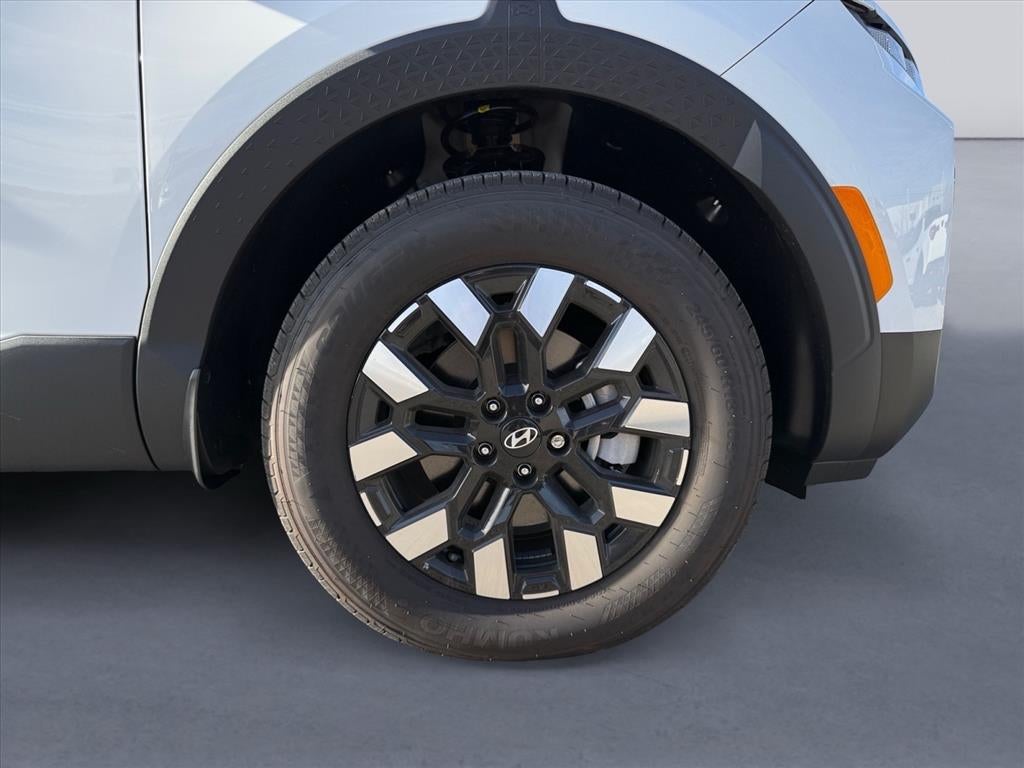 2025 Hyundai SANTA CRUZ SEL Activity