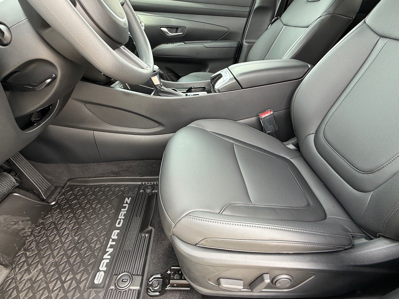 2027 Hyundai SANTA CRUZ SEL Activity