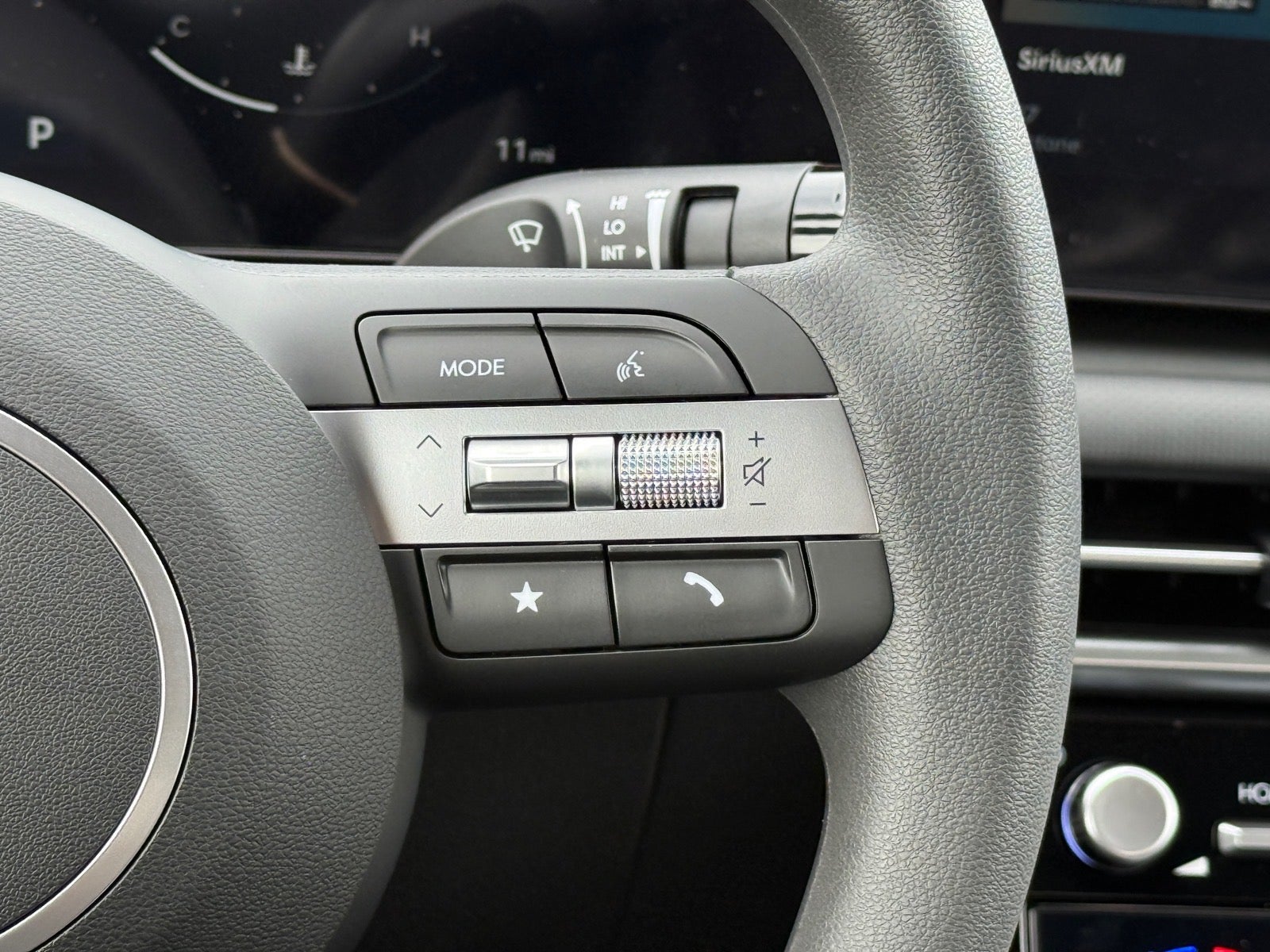 2027 Hyundai SANTA CRUZ SEL Activity
