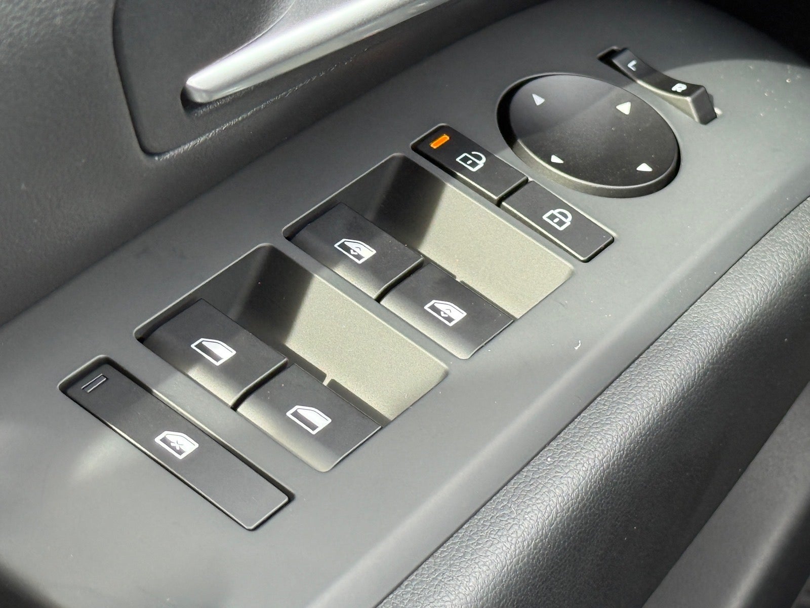 2027 Hyundai SANTA CRUZ SEL Activity