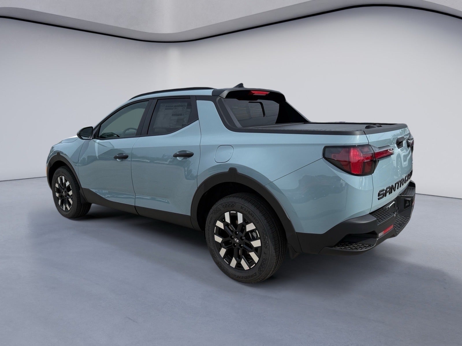 2027 Hyundai SANTA CRUZ SEL Activity