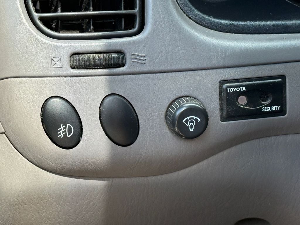 2000 Toyota Tundra SR5