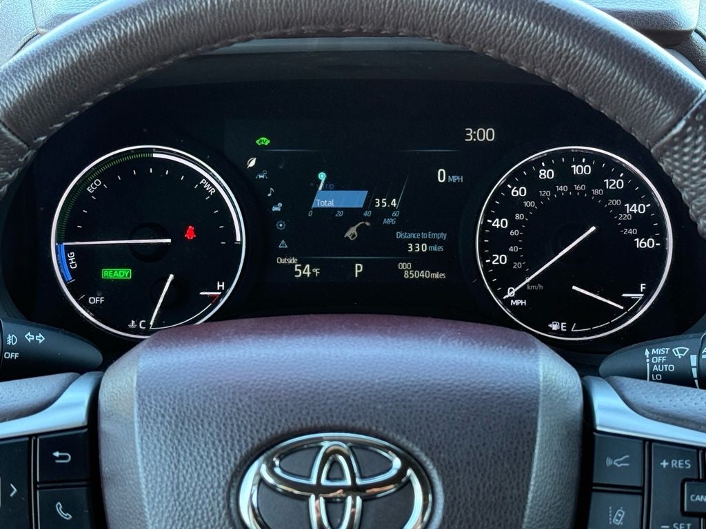 2023 Toyota Sienna Platinum