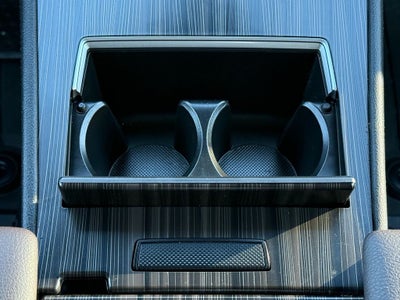 2023 Toyota Sienna Platinum