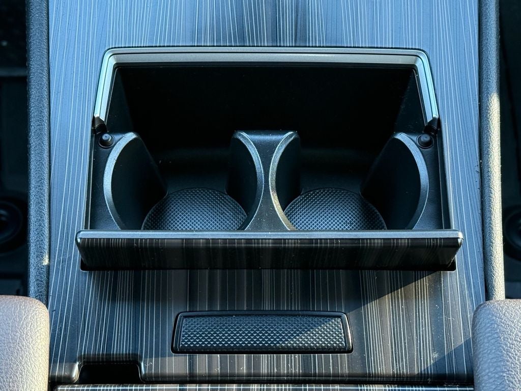 2023 Toyota Sienna Platinum