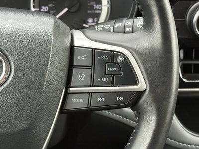 2025 Toyota Highlander LE