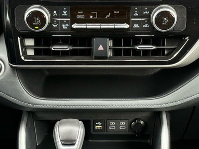 2025 Toyota Highlander LE