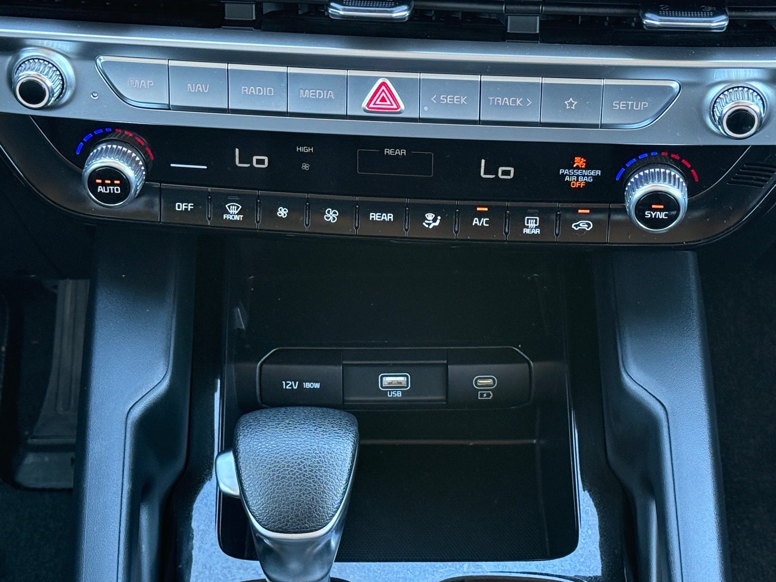 2024 Kia Telluride LX