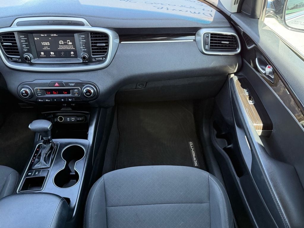 2019 Kia Sorento LX V6