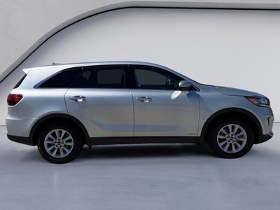 2019 Kia Sorento LX V6